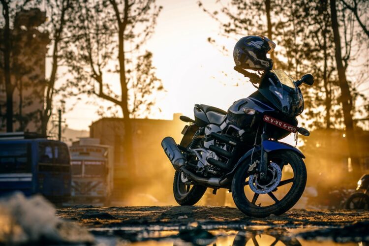 What Is The Best Bike Under 1 Lakh In 2020 Bel India